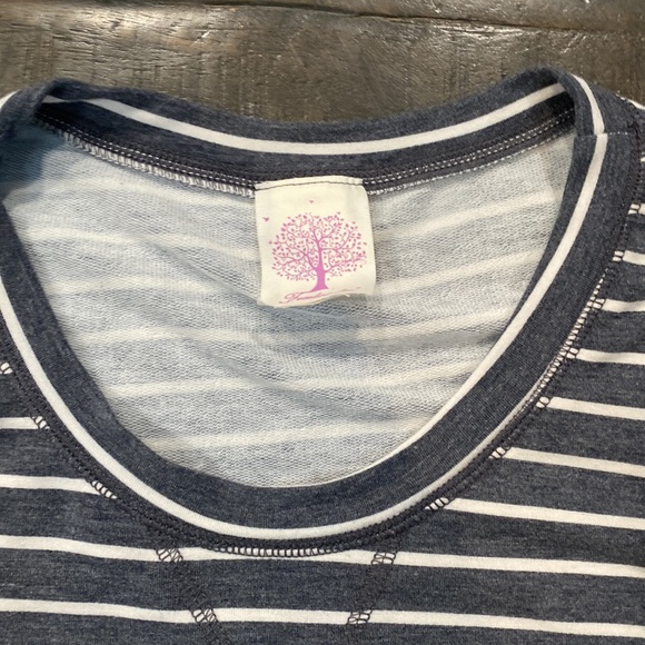 Silver Icing Christie Stripped Stripped Long Sleeve NWOT - Picture 2 of 4